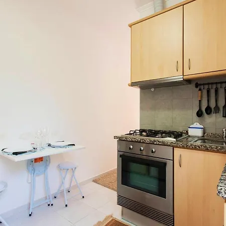 With One Bedroom In With Terrace Lisbon